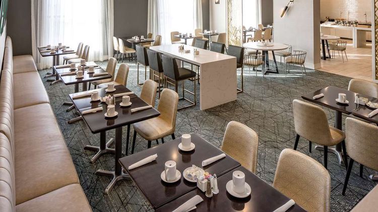 DoubleTree Boston Logan Airport Chelsea Restaurant