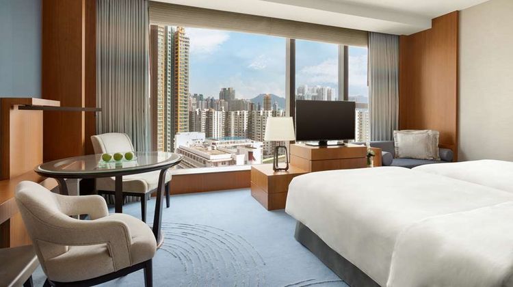 Kerry Hotel, Hong Kong Room