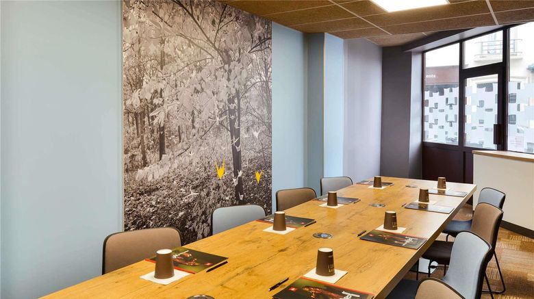 <b>Ibis Paris Gare de l'Est 10eme Meeting</b>. Images powered by <a href="https://iceportal.shijigroup.com/" title="IcePortal" target="_blank">IcePortal</a>.