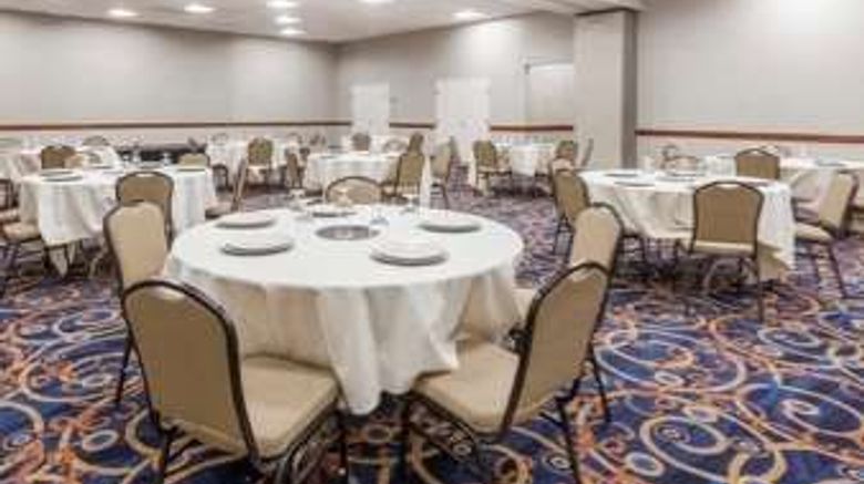 <b>Ramada San Diego National City Restaurant</b>. Images powered by <a href="https://iceportal.shijigroup.com/" title="IcePortal" target="_blank">IcePortal</a>.