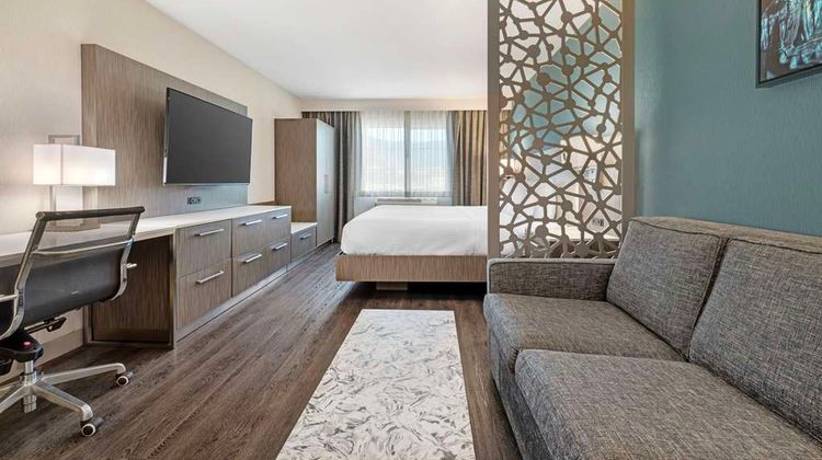 Best Western Plus Wine Country Hotel Room