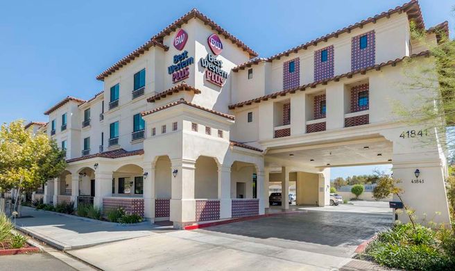 Best Western Plus Wine Country Hotel Exterior