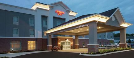 Hampton Inn Kennebunk Kennebunkport Exterior