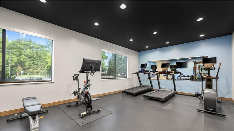 Tru by Hilton McDonough Health