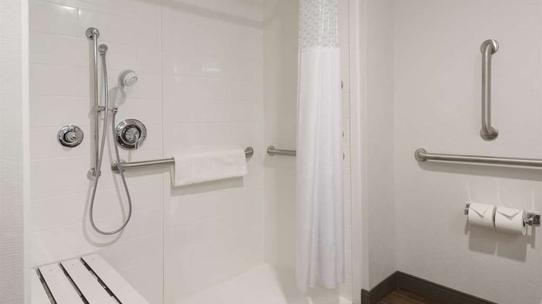 <b>Hampton Inn Westfield Room</b>. Images powered by <a href="https://iceportal.shijigroup.com/" title="IcePortal" target="_blank">IcePortal</a>.