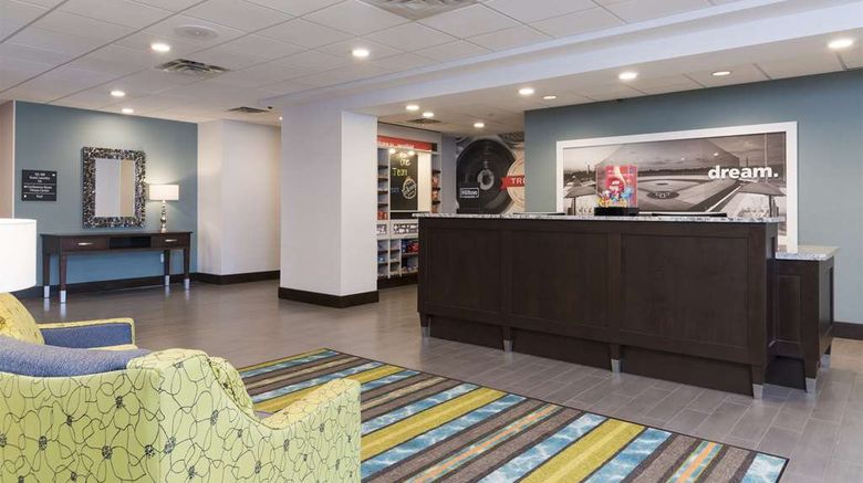 <b>Hampton Inn Westfield Lobby</b>. Images powered by <a href="https://iceportal.shijigroup.com/" title="IcePortal" target="_blank">IcePortal</a>.