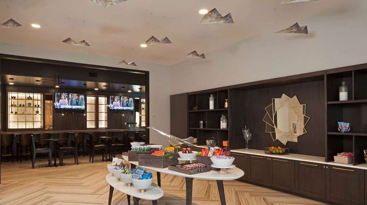 H Hotel Los Angeles, Curio Collection Restaurant