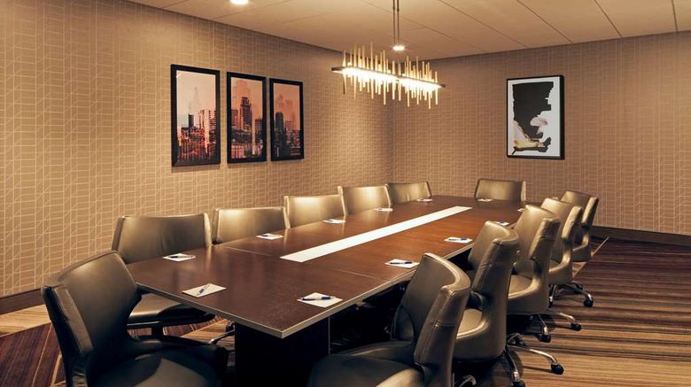 <b>H Hotel Los Angeles, Curio Collection Meeting</b>. Images powered by <a href="https://iceportal.shijigroup.com/" title="IcePortal" target="_blank">IcePortal</a>.