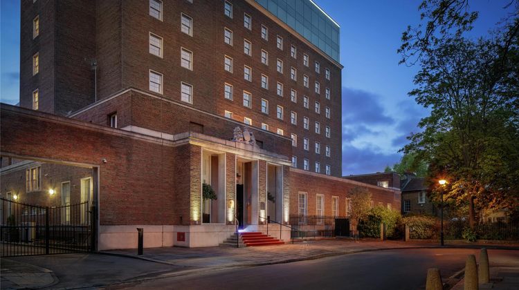 DoubleTree by Hilton London Greenwich Exterior