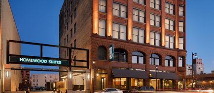 Homewood Suites by Hilton Milwaukee Exterior