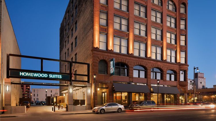 Homewood Suites by Hilton Milwaukee Exterior