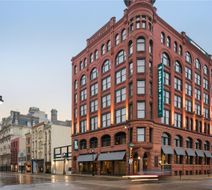 Homewood Suites by Hilton Milwaukee Exterior