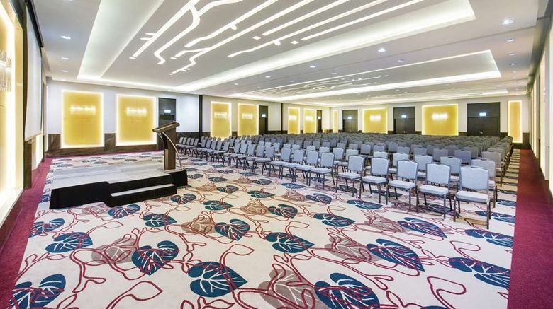 <b>Hilton Garden Inn Ras Al Khaimah Meeting</b>. Images powered by <a href="https://iceportal.shijigroup.com/" title="IcePortal" target="_blank">IcePortal</a>.