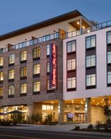 Hampton Inn & Suites Seattle/Renton
