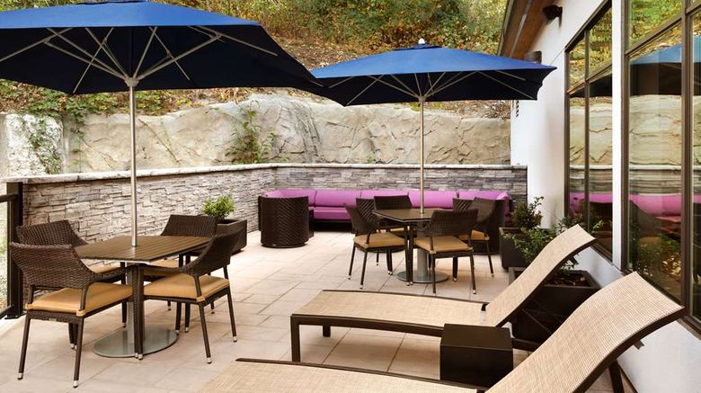 <b>Hampton Inn & Suites Seattle/Renton Exterior</b>. Images powered by <a href="https://iceportal.shijigroup.com/" title="IcePortal" target="_blank">IcePortal</a>.