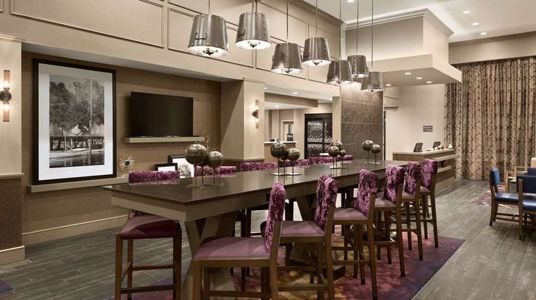 <b>Hampton Inn & Suites Seattle/Renton Lobby</b>. Images powered by <a href="https://iceportal.shijigroup.com/" title="IcePortal" target="_blank">IcePortal</a>.
