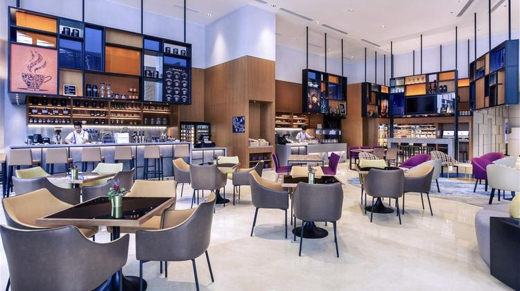 Mercure Singapore on Stevens Exterior