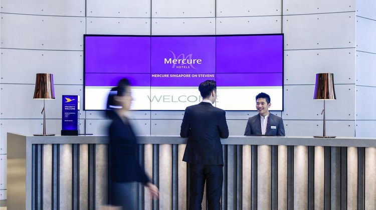 Mercure Singapore on Stevens Exterior