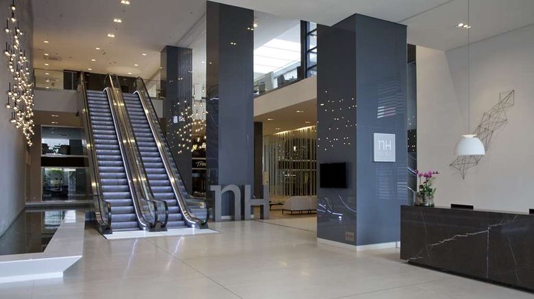 <b>NH Collection Curitiba Lobby</b>. Images powered by <a href="https://iceportal.shijigroup.com/" title="IcePortal" target="_blank">IcePortal</a>.