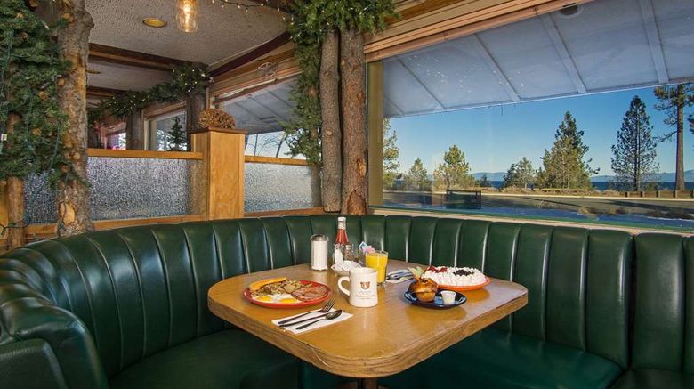 <b>Hotel Azure Restaurant</b>. Images powered by <a href="https://iceportal.shijigroup.com/" title="IcePortal" target="_blank">IcePortal</a>.