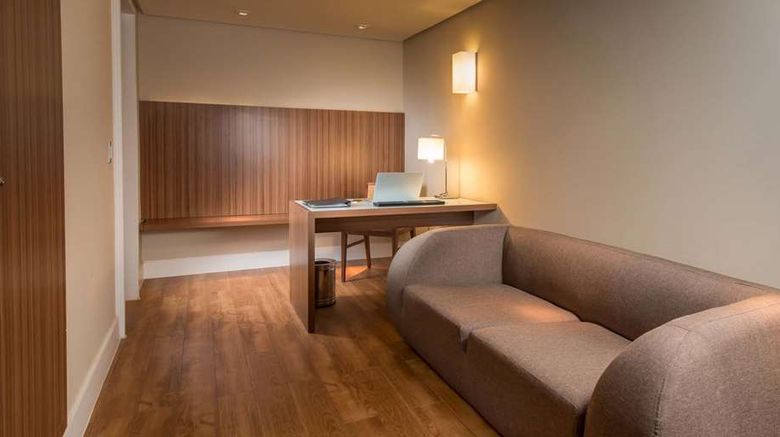<b>Gran Marquise Hotel Suite</b>. Images powered by <a href="https://iceportal.shijigroup.com/" title="IcePortal" target="_blank">IcePortal</a>.