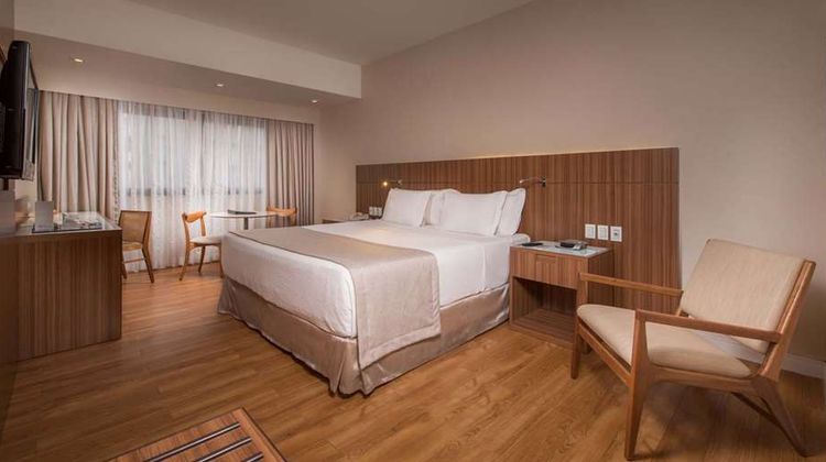 Gran Marquise Hotel Room