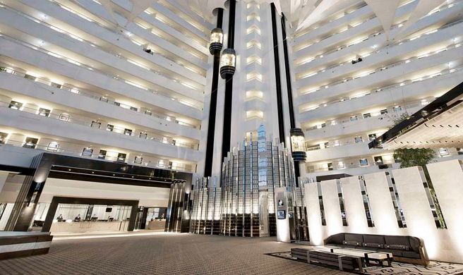 Crown Metropol Perth Lobby