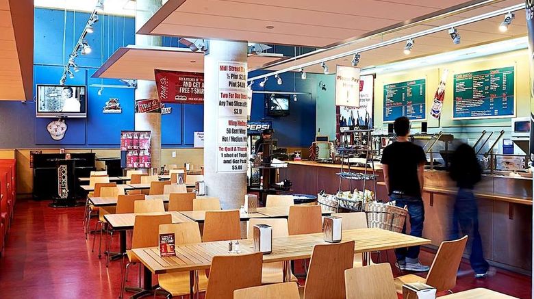 <b>Executive Learning Centre at Schulich Restaurant</b>. Images powered by <a href="https://iceportal.shijigroup.com/" title="IcePortal" target="_blank">IcePortal</a>.