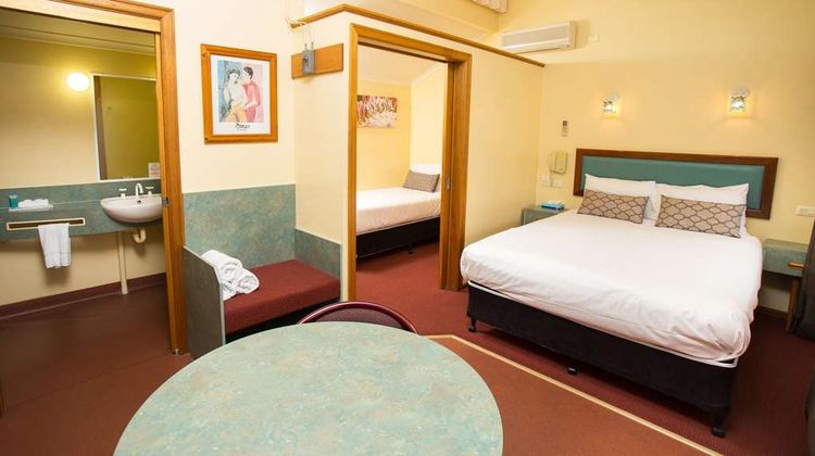 Downs Motel Other