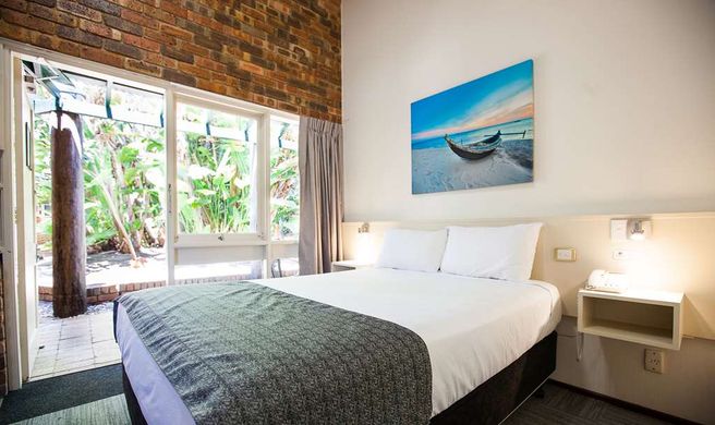 Leisure Inn Room