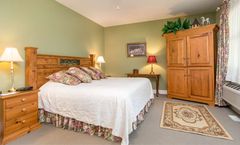 Highland Lake Inn & Resort
