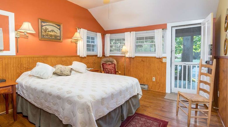 <b>Highland Lake Inn & Resort Suite</b>. Images powered by <a href="https://iceportal.shijigroup.com/" title="IcePortal" target="_blank">IcePortal</a>.