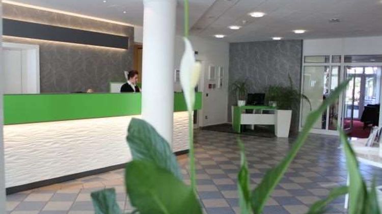 HPlus  Hotel Erfurt Lobby
