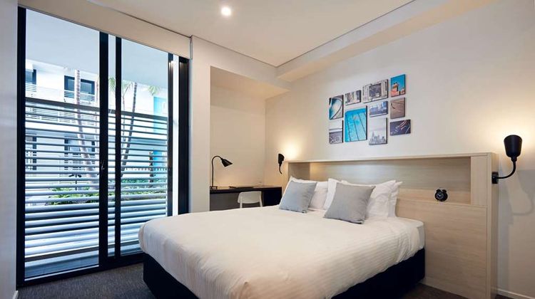 Veriu Camperdown Room