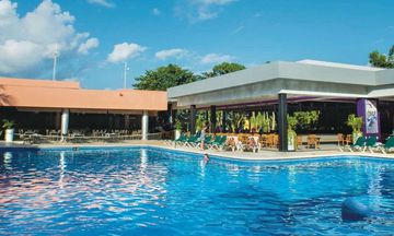 Hotel Riu Lupita