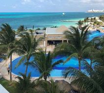 Hotel Riu Caribe Exterior