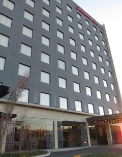 Hampton Inn by Hilton Celaya
