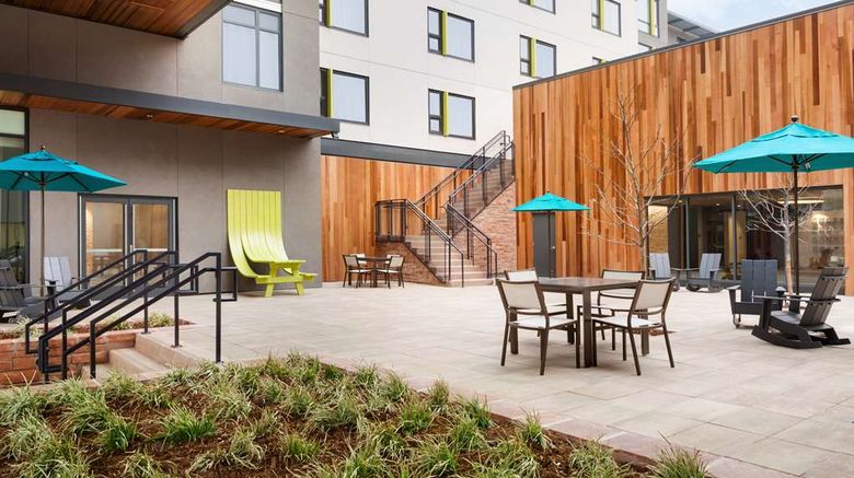 <b>Embassy Suites by Hilton Boulder Exterior</b>. Images powered by <a href="https://iceportal.shijigroup.com/" title="IcePortal" target="_blank">IcePortal</a>.