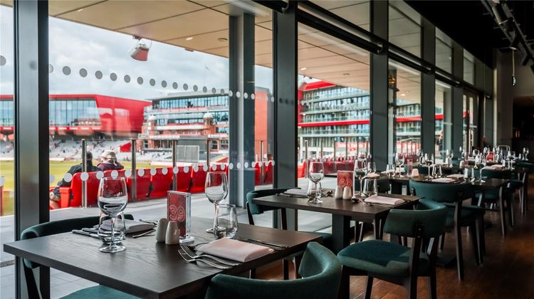 Hilton Garden Inn Manchester Emirates Restaurant
