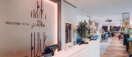 Hilton Garden Inn Manchester Emirates Lobby