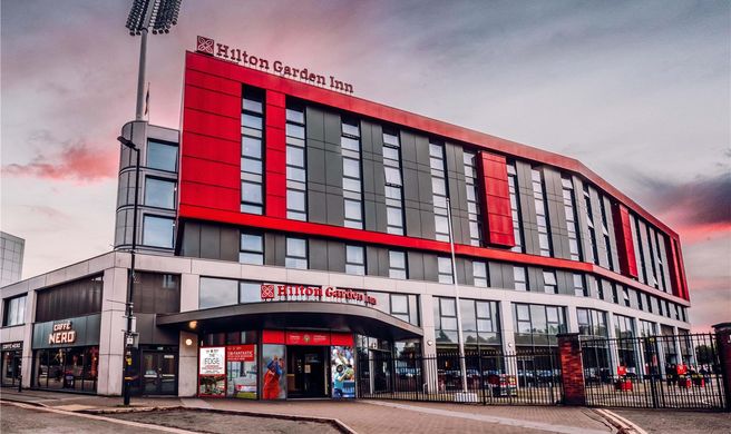 Hilton Garden Inn Manchester Emirates Exterior