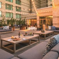 The Duniway Portland, A Hilton Hotel