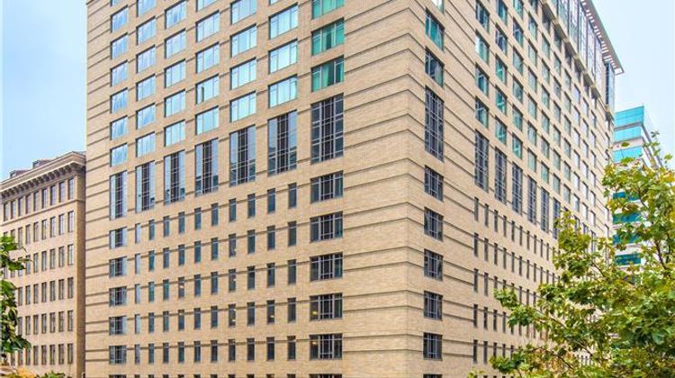 The Duniway Portland, A Hilton Hotel Exterior