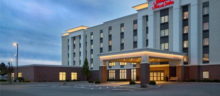 Hampton Inn & Suites Syracuse North Arpt Exterior