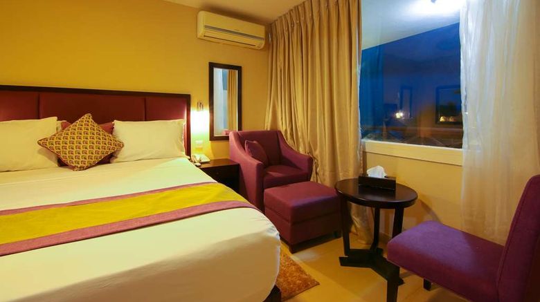 <b>Accra Beach Hotel Room</b>. Images powered by <a href="https://iceportal.shijigroup.com/" title="IcePortal" target="_blank">IcePortal</a>.