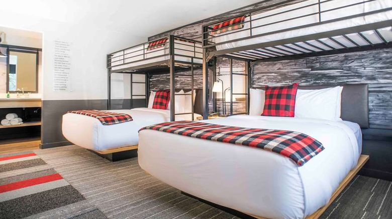 <b>Mountain Modern Room</b>. Images powered by <a href="https://iceportal.shijigroup.com/" title="IcePortal" target="_blank">IcePortal</a>.