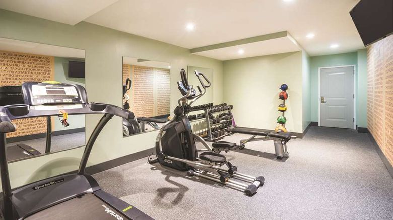 <b>La Quinta Inn & Suites Brooklyn Central Health</b>. Images powered by <a href="https://iceportal.shijigroup.com/" title="IcePortal" target="_blank">IcePortal</a>.