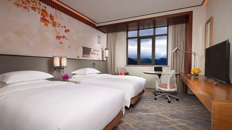 Hilton Garden Inn Shangri-La Room