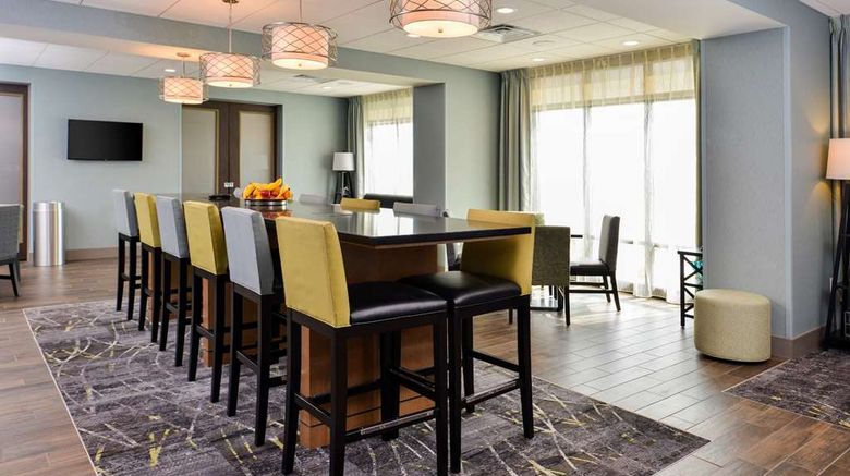 <b>Hampton Inn by Hilton Omaha Airport Restaurant</b>. Images powered by <a href="https://iceportal.shijigroup.com/" title="IcePortal" target="_blank">IcePortal</a>.