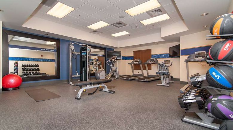 <b>Hampton Inn Norwich Health</b>. Images powered by <a href="https://iceportal.shijigroup.com/" title="IcePortal" target="_blank">IcePortal</a>.